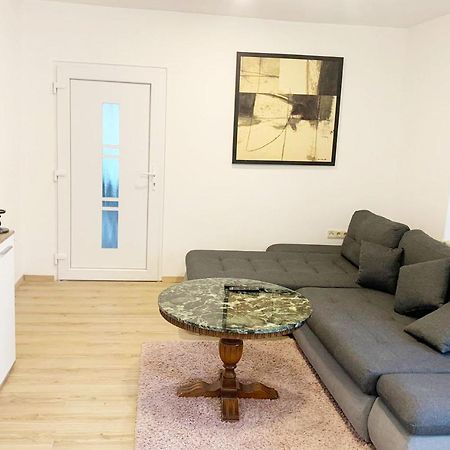 3 Bedroom Apartment In Leverkusen Exterior foto